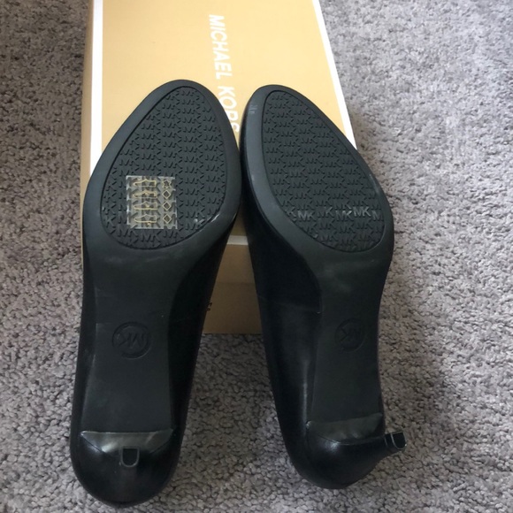 🎉Michael Kors Jenna flex pumps - Picture 5 of 5